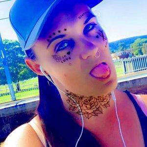 Meet your Posher, Tara